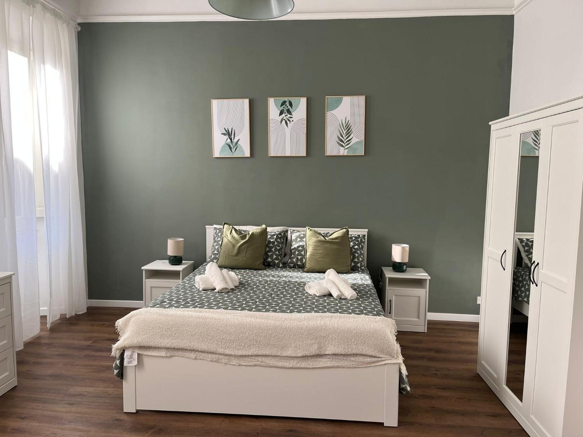 Flower Fields Apartment Rom
